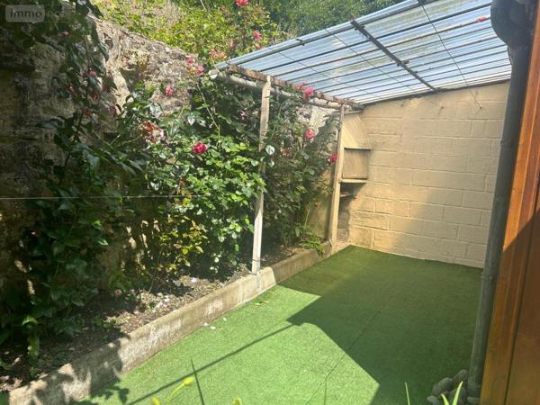 Maison à vendre à Guingamp dans les Côtes-d'Armor (22200), ref : 22064-1079