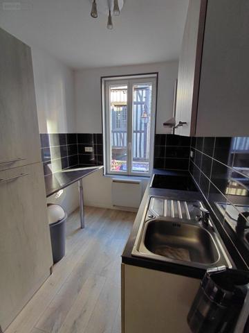 Maison de ville à louer à Cormeilles dans l'Eure (27260), ref :   
Centre ville