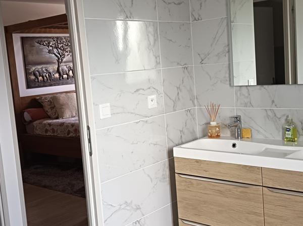 Vente maison en lotissement Chauvigny (86300), 183.00m² avec 6 pièce(s) dont 4 chambre(s). La Bruyere Immobilier