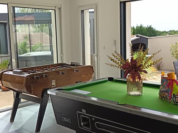 Vente maison en lotissement Chauvigny (86300), 183.00m² avec 6 pièce(s) dont 4 chambre(s). La Bruyere Immobilier