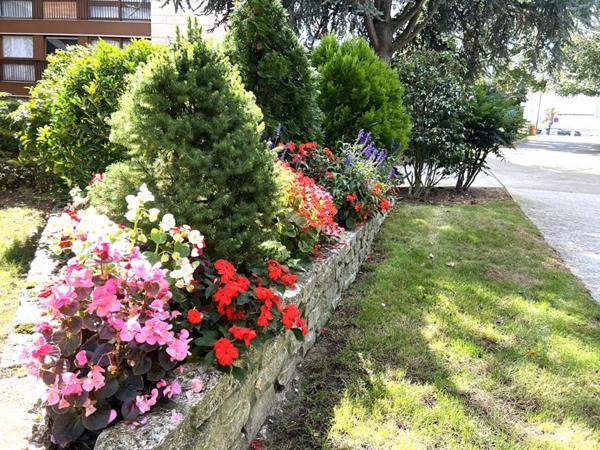 Studio au Chesnay  Résidence Concorde de Parly 2 - Bon état