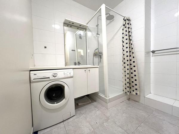 Studio au Chesnay  Résidence Concorde de Parly 2 - Bon état