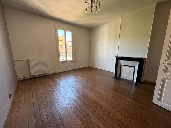 Maison - Boigneville -F6 de 165 m2