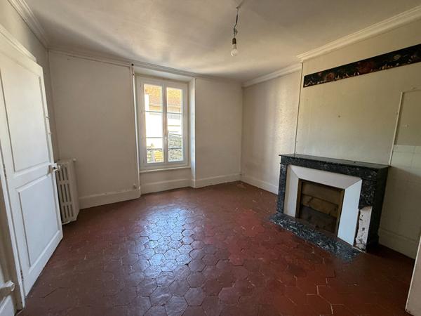 Maison - Boigneville -F6 de 165 m2