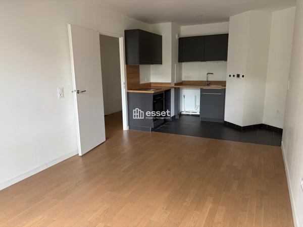 Location Appartement 2 pièces 39.8 m² - Suresnes 92150