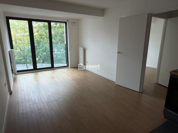 Location Appartement 2 pièces 39.8 m² - Suresnes 92150