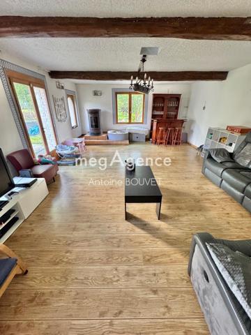Maison à Auxi-le-Château, 62390 - 7 pièces 165m²