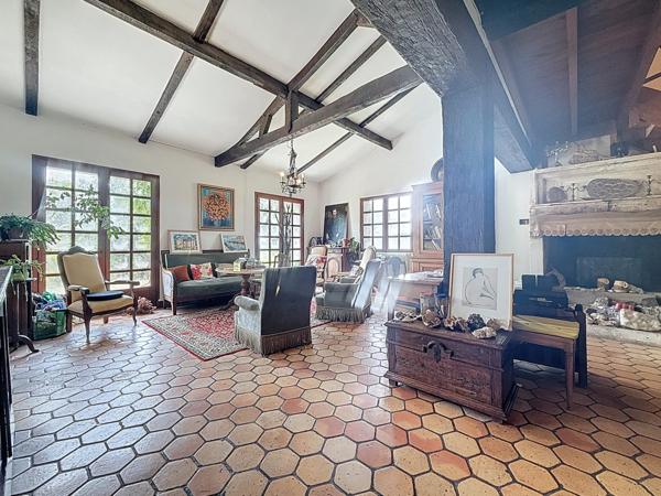 Ensemble immobilier sur 1.8 hectares