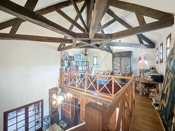 Ensemble immobilier sur 1.8 hectares