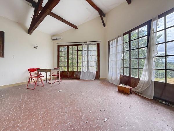 Ensemble immobilier sur 1.8 hectares