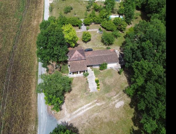 Ensemble immobilier sur 1.8 hectares