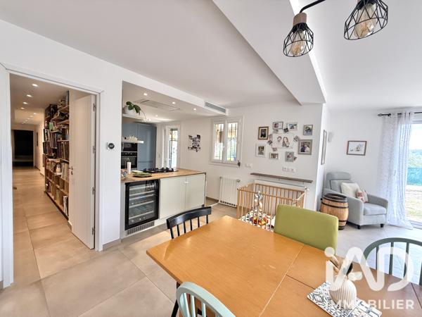 Maison à vendre 8 pièces 223 m² Vence