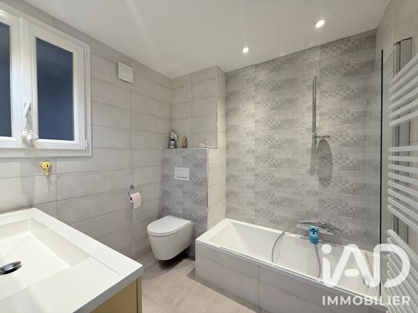 Maison à vendre 8 pièces 223 m² Vence