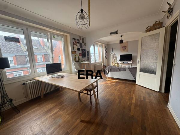 Immeuble de rapport à usage mixte sur CALAIS