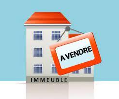 EXCLUSIVITE A SAINT SATURNIN LES AVIGNON - ENSEMBLE IMMOBILIER COMPOSE DE 2 APPARTEMENTS LOUES ET UN TERRAIN DE 650 M² 