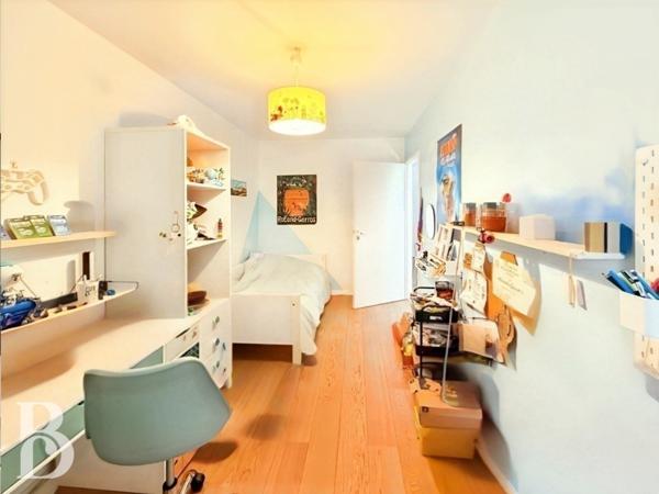 Vanves (92170) Superbe appartement familial avec 3 terrasses- cadre verdoyant d'exception