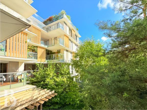 Vanves (92170) Superbe appartement familial avec 3 terrasses- cadre verdoyant d'exception