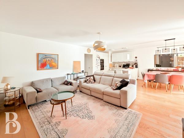 Vanves (92170) Superbe appartement familial avec 3 terrasses- cadre verdoyant d'exception