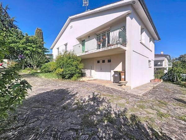 A vendre Maison à Auch 6 pièces 121 m2 proche commerce