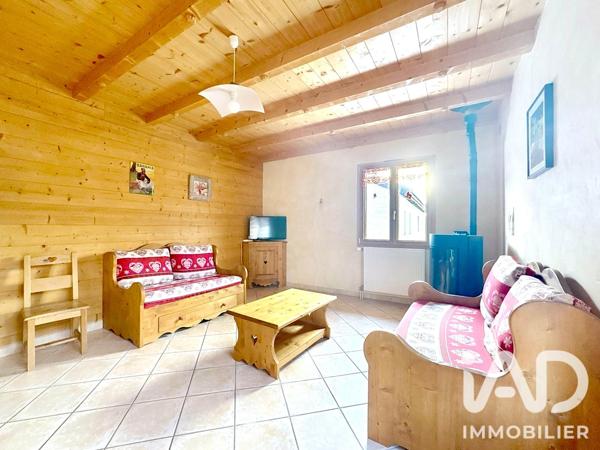 Immeuble à vendre 445 m² Bellefontaine