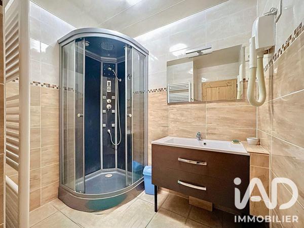 Immeuble à vendre 445 m² Bellefontaine
