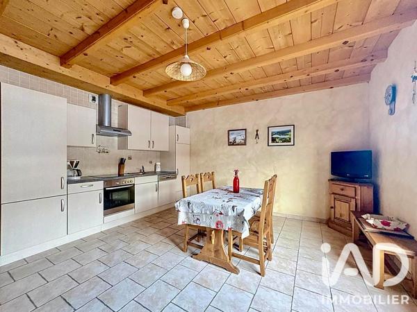 Immeuble à vendre 445 m² Bellefontaine