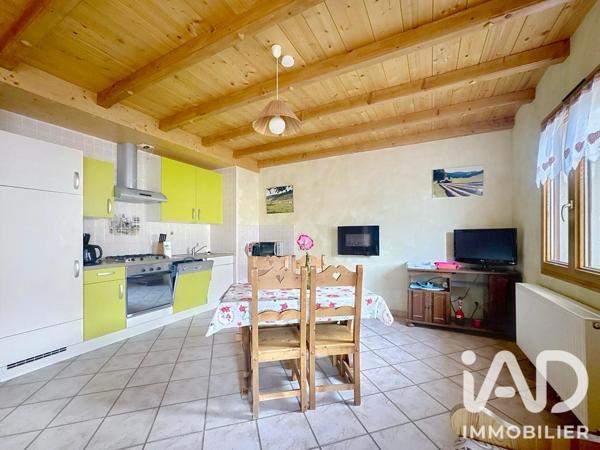 Immeuble à vendre 445 m² Bellefontaine