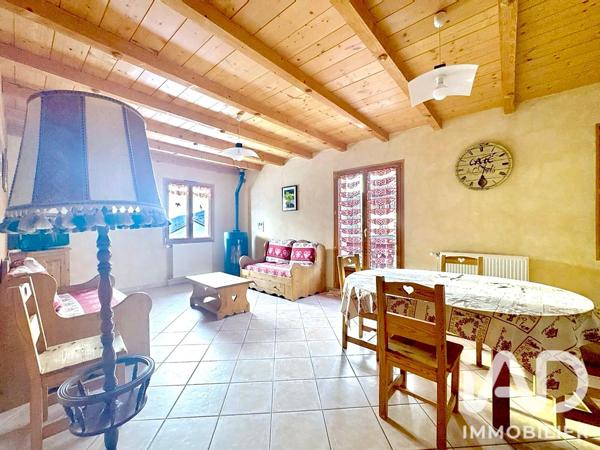 Immeuble à vendre 445 m² Bellefontaine