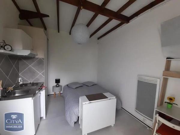 Appartement à louer 1 pièce 16.3m² Billère (64140)