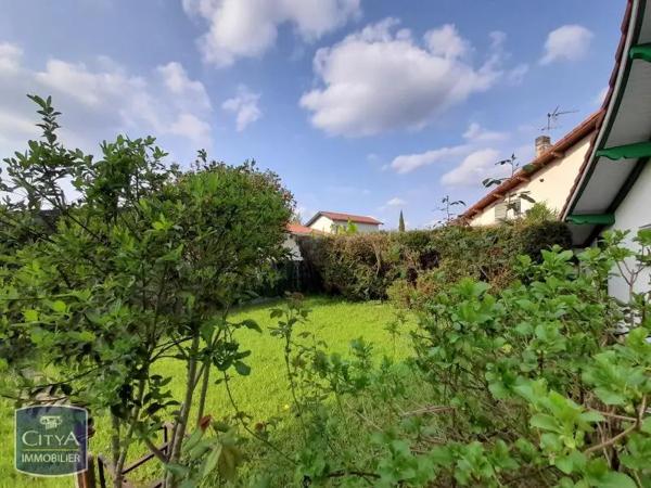 Appartement à louer 1 pièce 16.3m² Billère (64140)