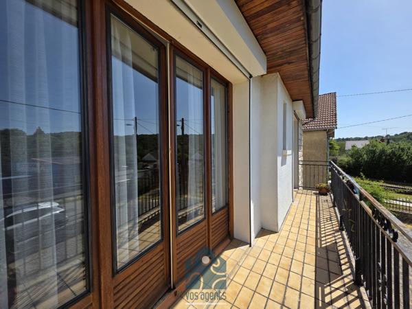 Maison 5 pièce(s) 2 chambre(s) 82.7 m²