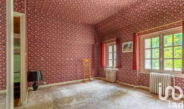 Bastide 6 pièces de 213 m² à Morigny-Champigny (91150)