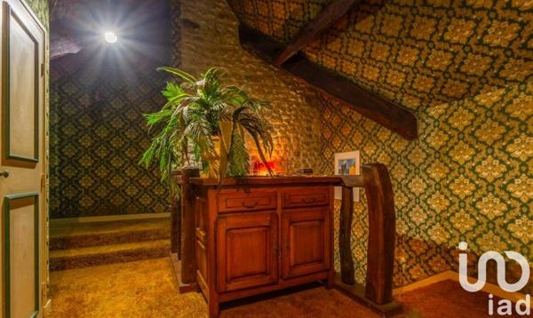 Bastide 6 pièces de 213 m² à Morigny-Champigny (91150)