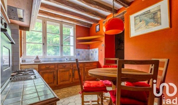 Bastide 6 pièces de 213 m² à Morigny-Champigny (91150)