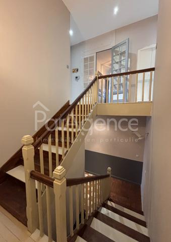 Appartement Dernier étage avec garage centre-ville