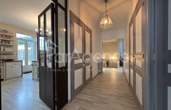 Appartement Dernier étage avec garage centre-ville