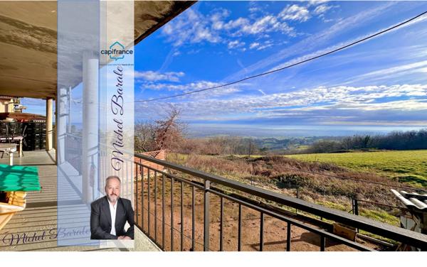 Appartement 108m2, 6 pièces à POLLIONNAY (69) - 4 chambres, 1 bureau et grand terrain.