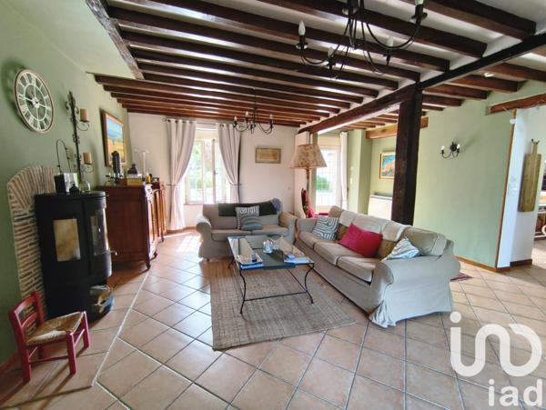 Maison à vendre 24 pièces 700 m² Jutigny