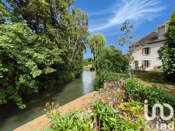 Maison à vendre 24 pièces 700 m² Jutigny