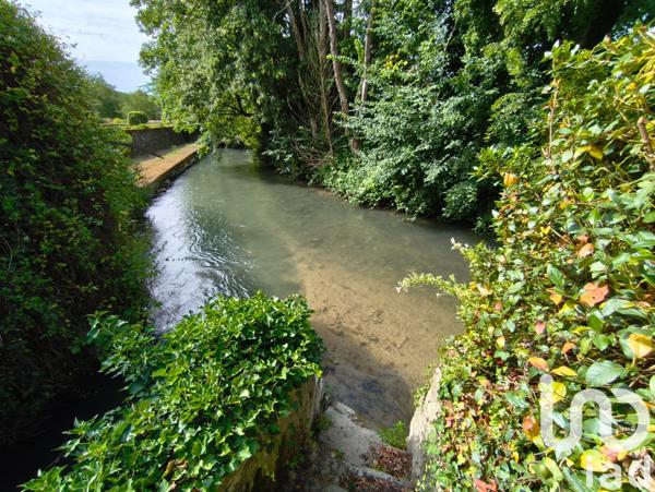 Maison à vendre 24 pièces 700 m² Jutigny