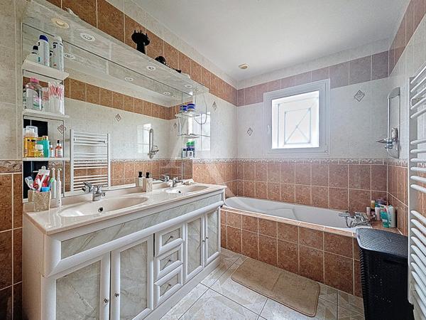 Orgueil, Pour investisseurs, maison composée de deux appartements