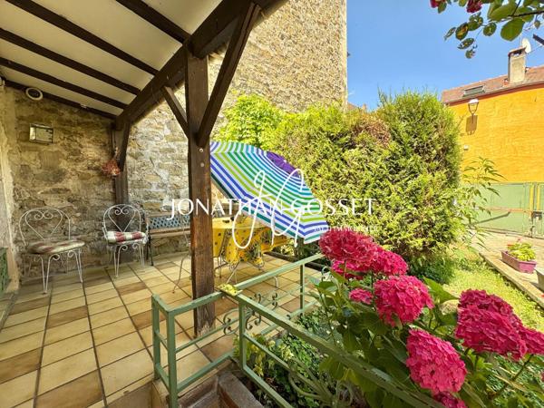 Maison de ville avec jardin à Andrésy: 6 pcs - 3ch - 134 m2 sur 209m2 de terrain