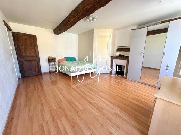 Maison de ville avec jardin à Andrésy: 6 pcs - 3ch - 134 m2 sur 209m2 de terrain