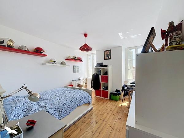 Maison à vendre 286 740 € Saint-Martin-Lacaussade 7 p 194 m² DPE C