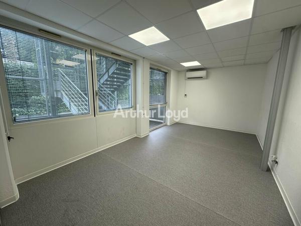 BUREAUX à LOUER de 1769 m²