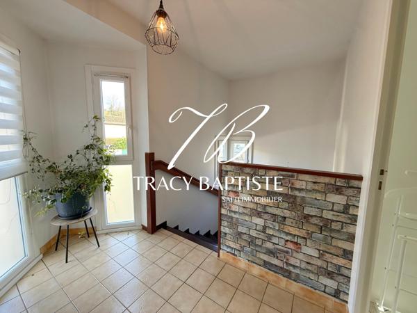 Une maison pensée pour accueillir la vie de famille – 5 chambres – Proche centre ville