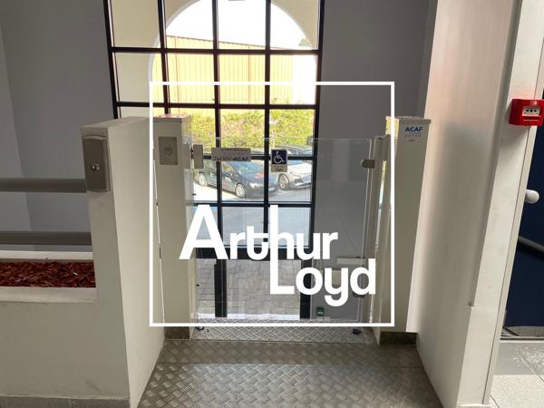 Bureaux à louer à Montpellier Tournezy avec 4 parkings privatifs inclus