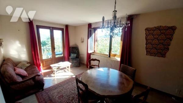 grande maison familiale T7 avec vue imprenable,  jardin clos ? combles aménageables et garage