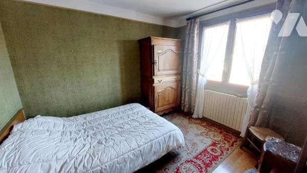 grande maison familiale T7 avec vue imprenable,  jardin clos ? combles aménageables et garage