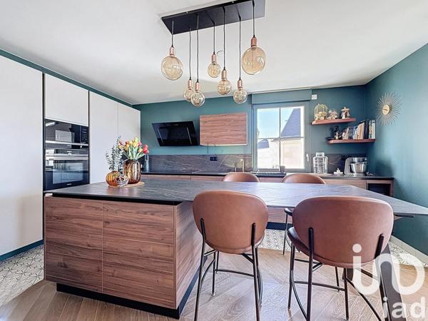 Appartement 5 pièces de 89 m² à Clamart (92140)